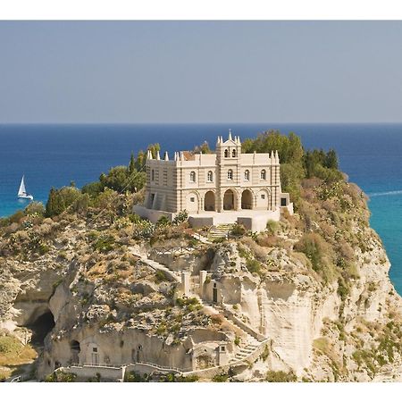 Accommodetion "Mare Grande" Tropea Esterno foto